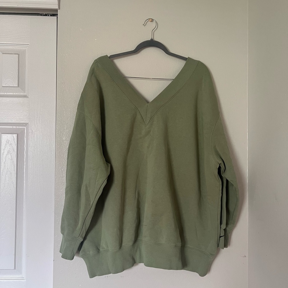 Nike V-Neck Sweatshirt